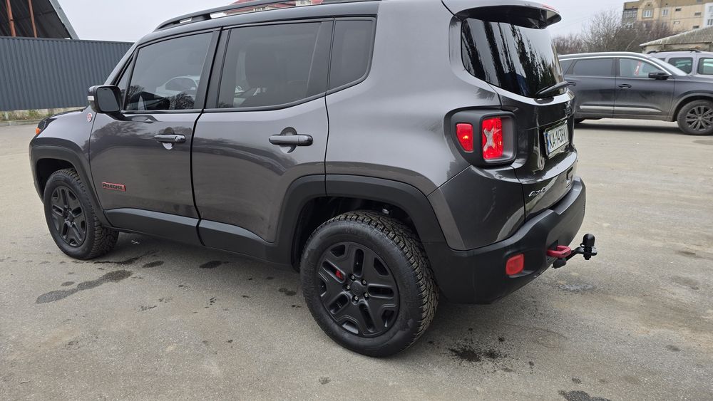 Продається  Jeep Renegade Trailhawk