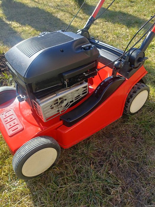 Sprzedam kosiarkę spalinową sabo