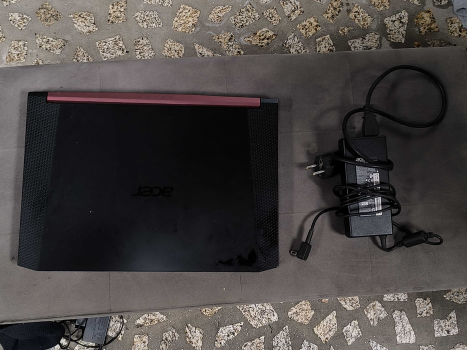 Acer Nitro 5 usado GTx 1050 8gb Ram 512 GB SSD