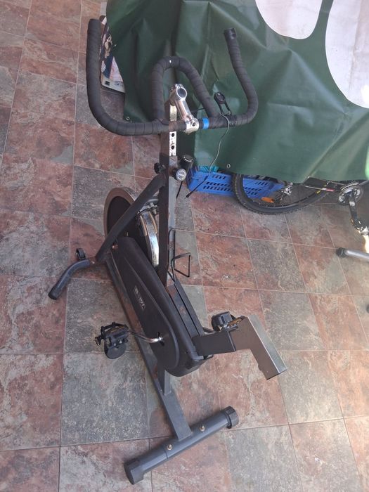 Bicicleta de ginásio