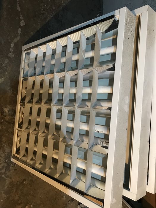 Lampy , świetlówki natynkowe