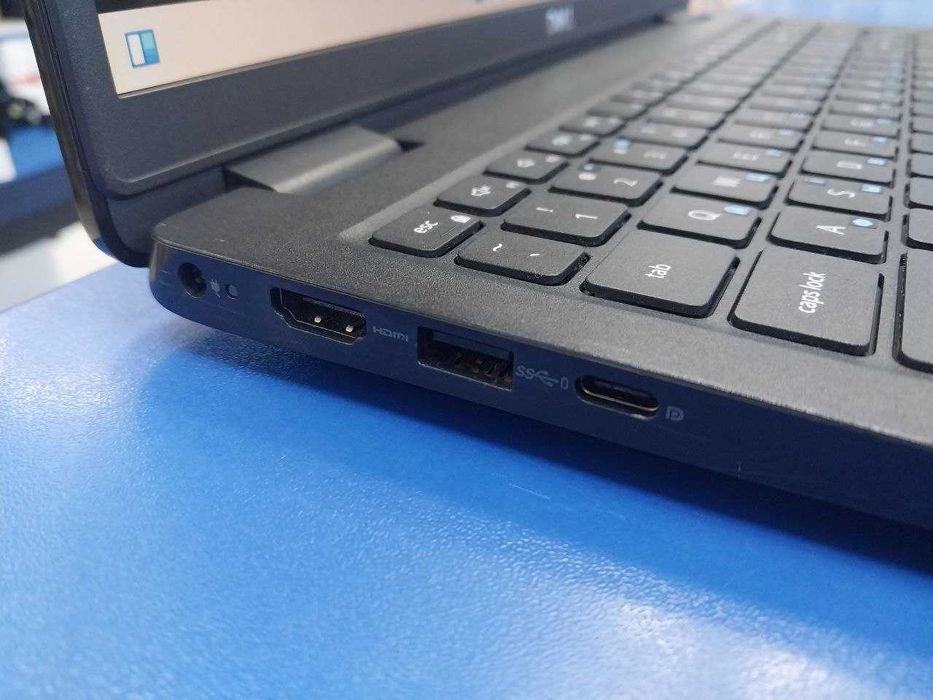 Комфорт+ | Ноутбук ІГРОВИЙ Dell 3520 ПОТУЖНИЙ(Вк.-4Gb)23р,стан НОВОГО!