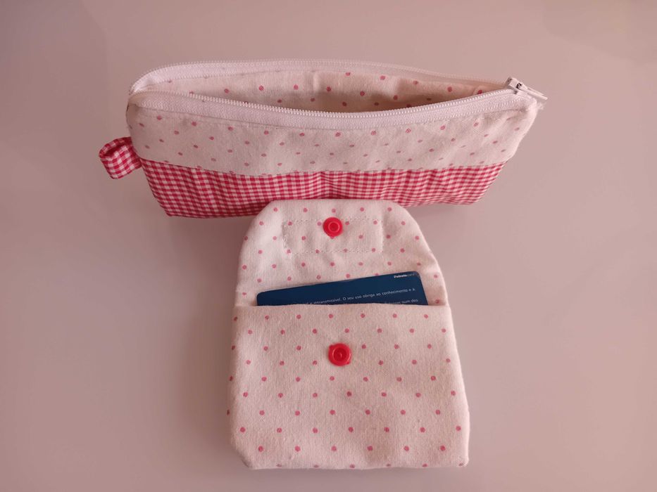 Estojo + carteirinha