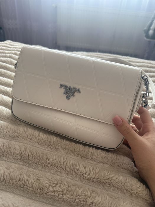 Сумочка біла Prada