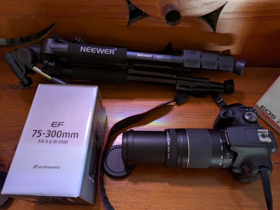 Kit Canon 2000d + tripé
