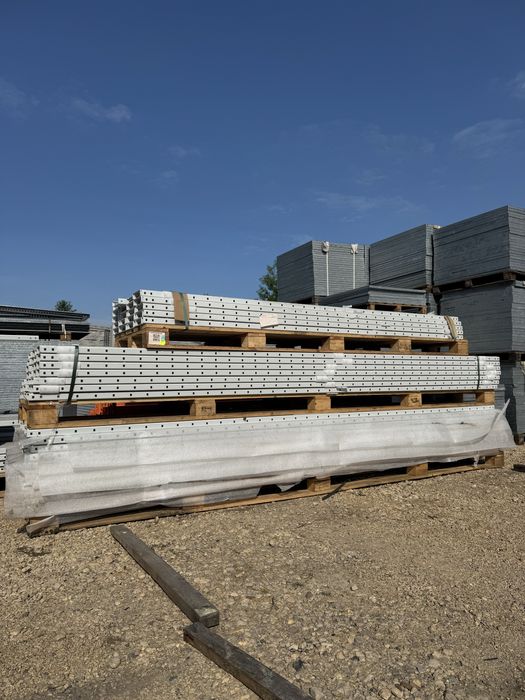 Ceownik stalowy malowany 165x40 profil konstrukcja stelaż fotowoltaiki