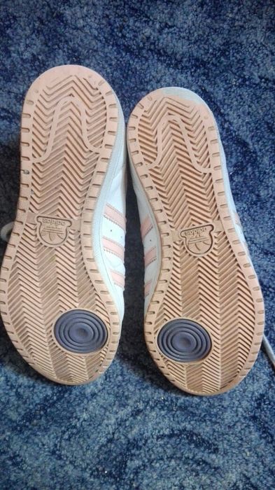 Buty damskie Adidas  36 Zamienię