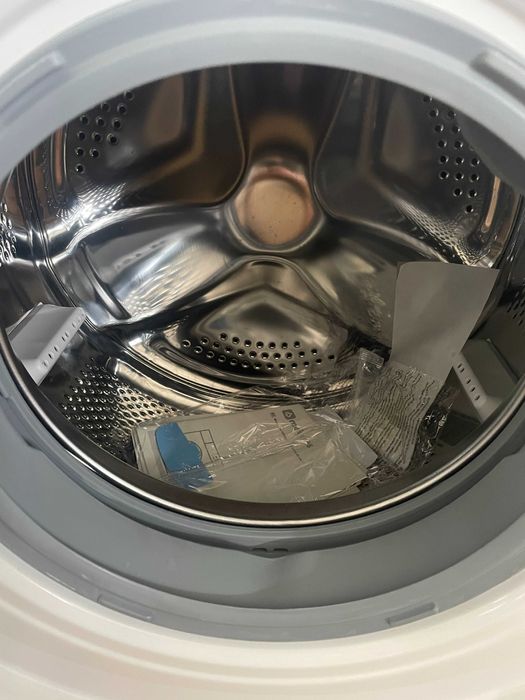 Máquina de Lavar Roupa Meireles MLR 1061 W | 6 Kg | 1000 RPM completamente nova e nunca utilizada