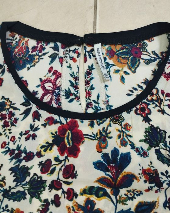 Blusa Florida Nova da Stradivarius
