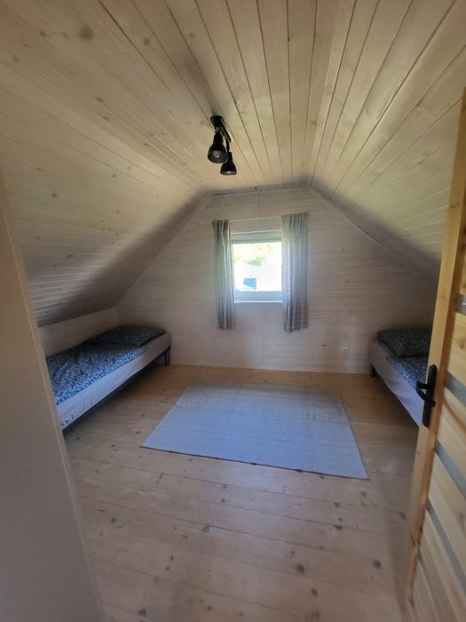 Komfortowy Domek 1 nad jeziorem Dadaj przy plaży z prywatnym pomostem