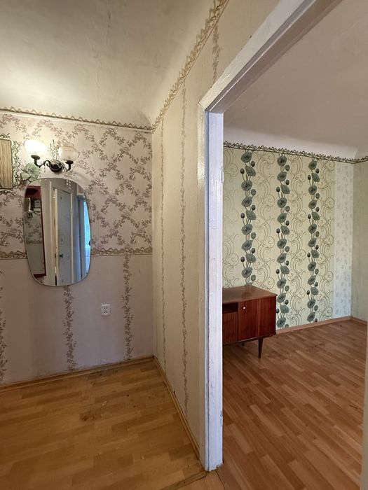 Продаж 2к. квартири на Тельнова, Дендропарк