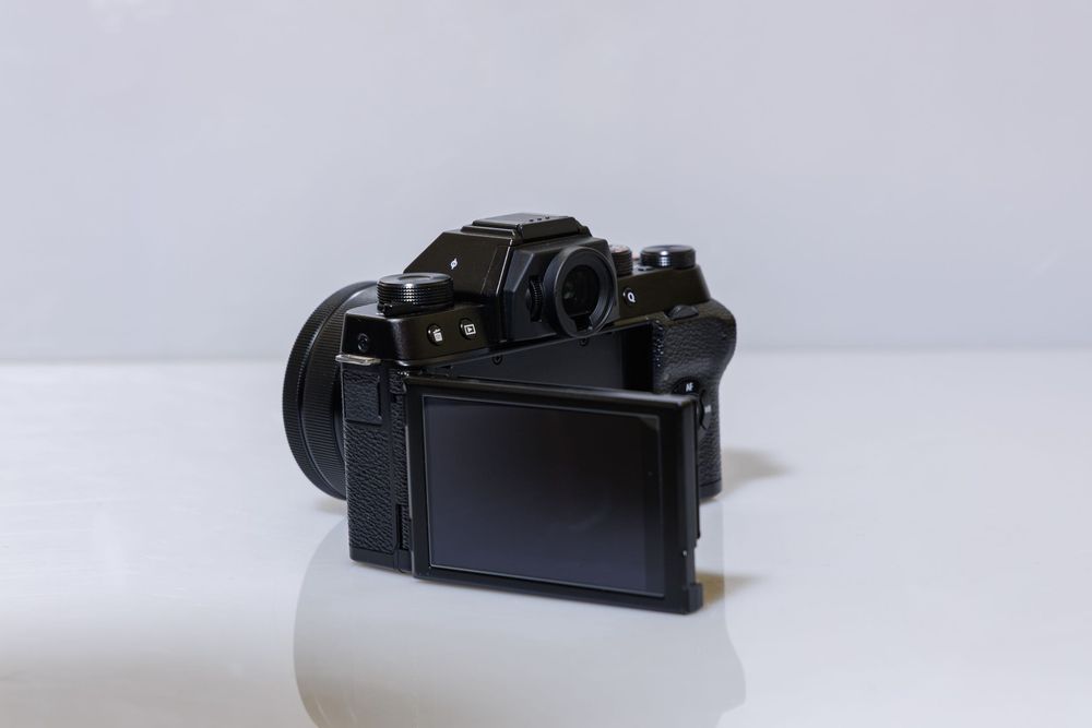 FujiFilm X-T100 + Obiektyw 15-45 Komplet Idealny Stan + dużo dodatków