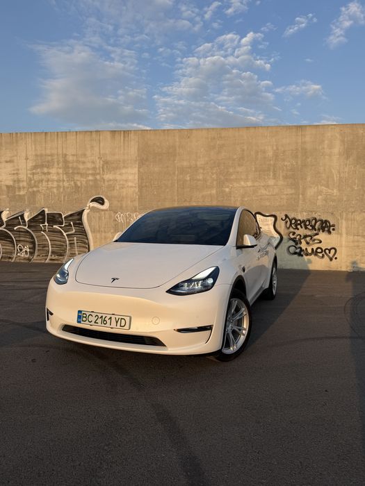 Tesla Model Y Long Range 82KWh