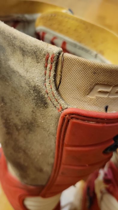 fox m 11. 45 r  мотоботи