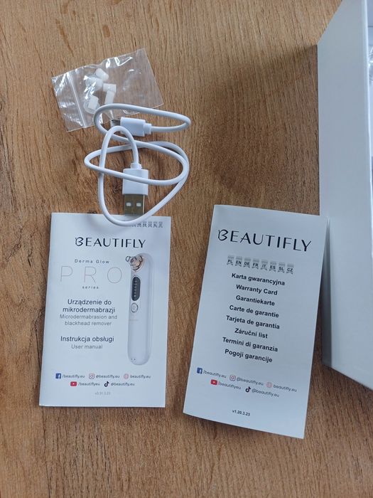 Urządzenie do mikrodermabrazji BEAUTIFLY Derma Glow Pro