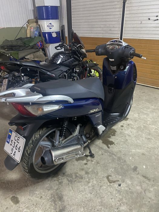 Honda sh 125 …..