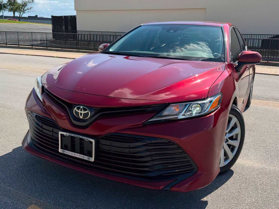 Toyota Camry Xle      2020