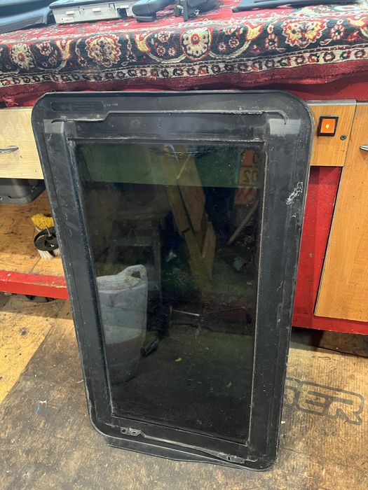 Скло люка bmw e39