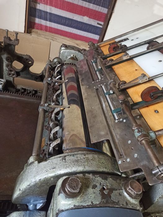 Обладнання для висічки заготовок із картону і паперу.