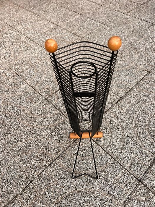 Vertical Stand for 40 CDs64409253003905121