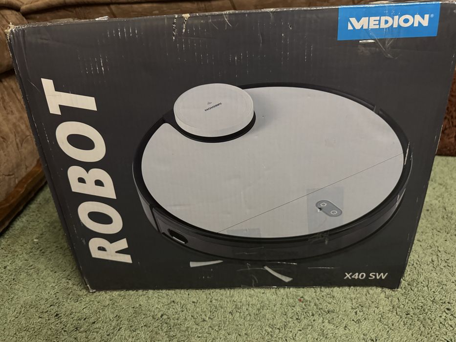 Робот-пылесос Medion