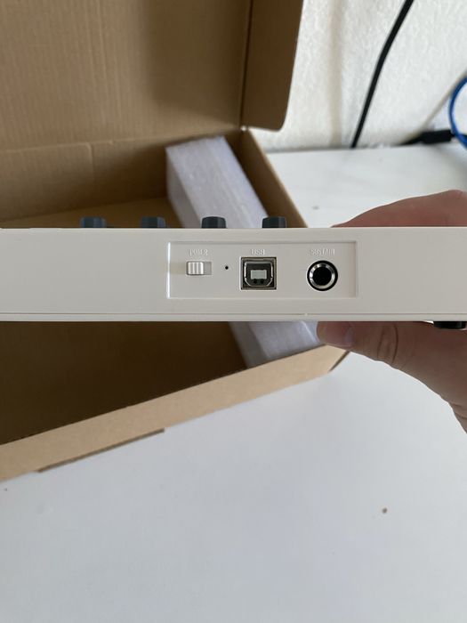 MIDI-клавіатура SMK-25  повністю нова