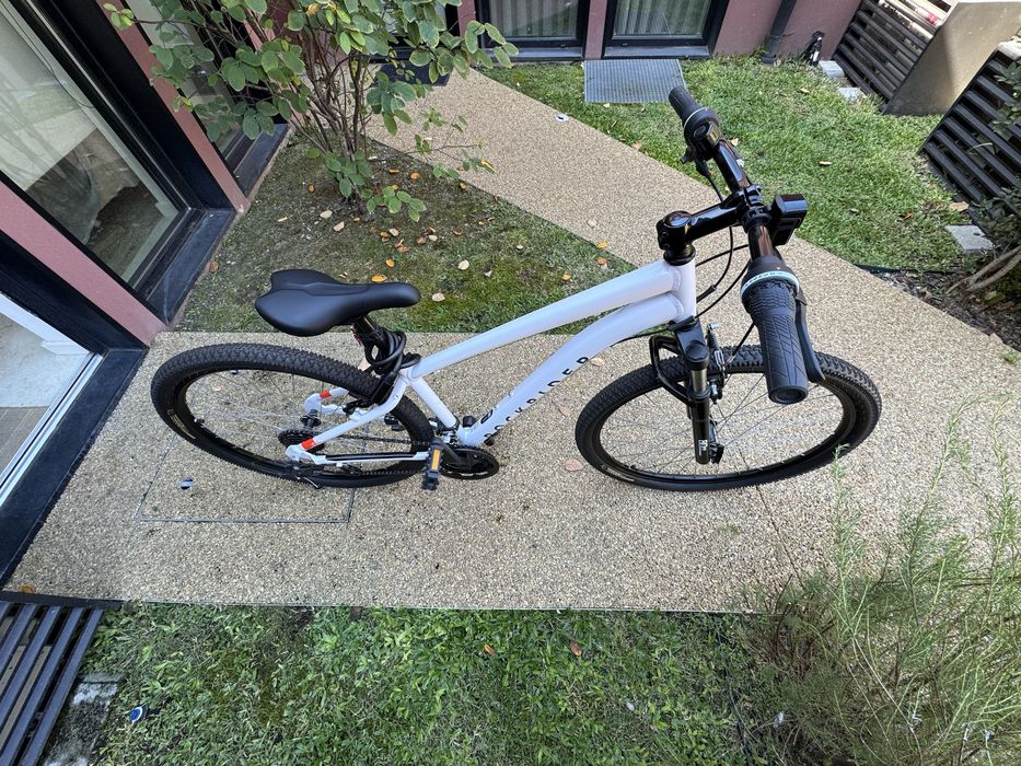 Bicicleta ROCKRIDER EXPL 50 M como nova + acessórios