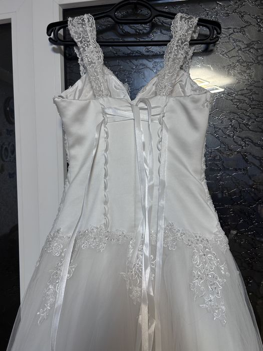Продаю Весільну сукню