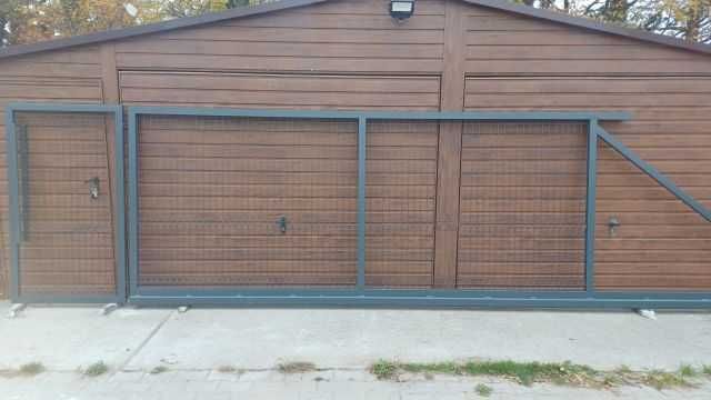 Brama panelowa przesuwna h- 170 cm szer. 4m