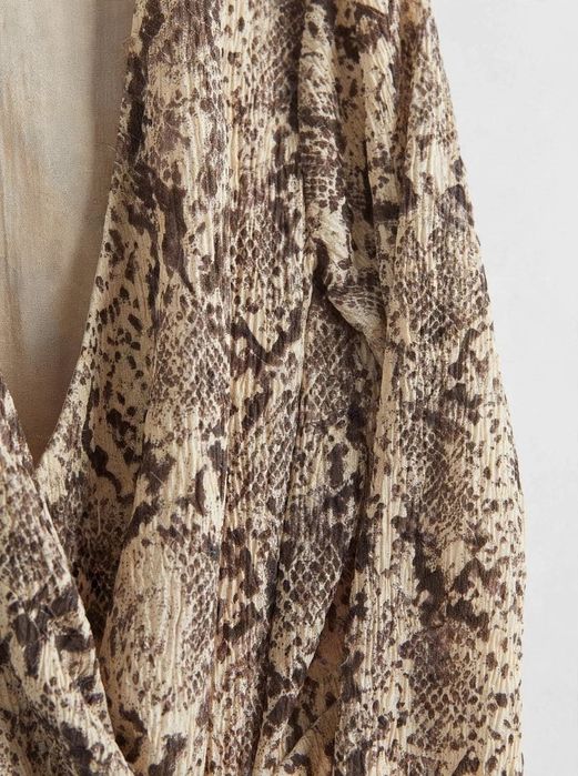 Vestido animal print xl mango negociável