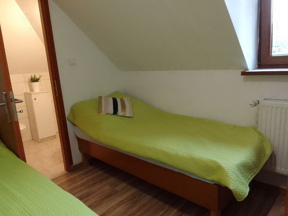 Wynajem pokoi z łazienkami na doby