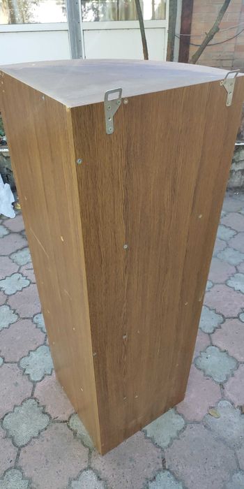 Кухонний куточок з поличками 1400 Х 450 Х 450.