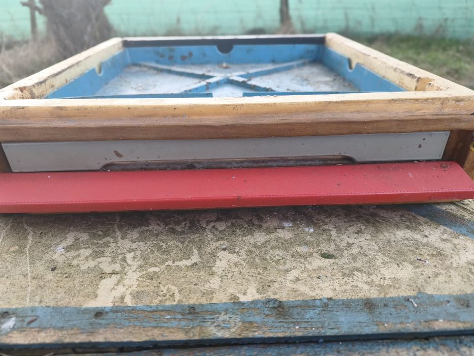 Dennica wielkopolska APIKOZ z szufladą