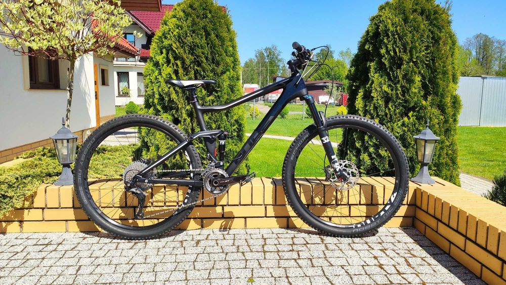 Rower Cube stereo 120HPC zawieszenie FOX karbon 20cali koła 27.5cala