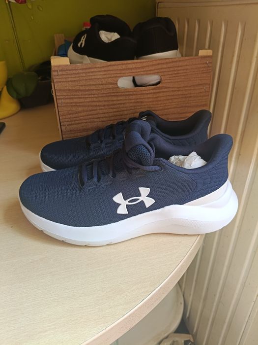 Buty sportowe  40,5