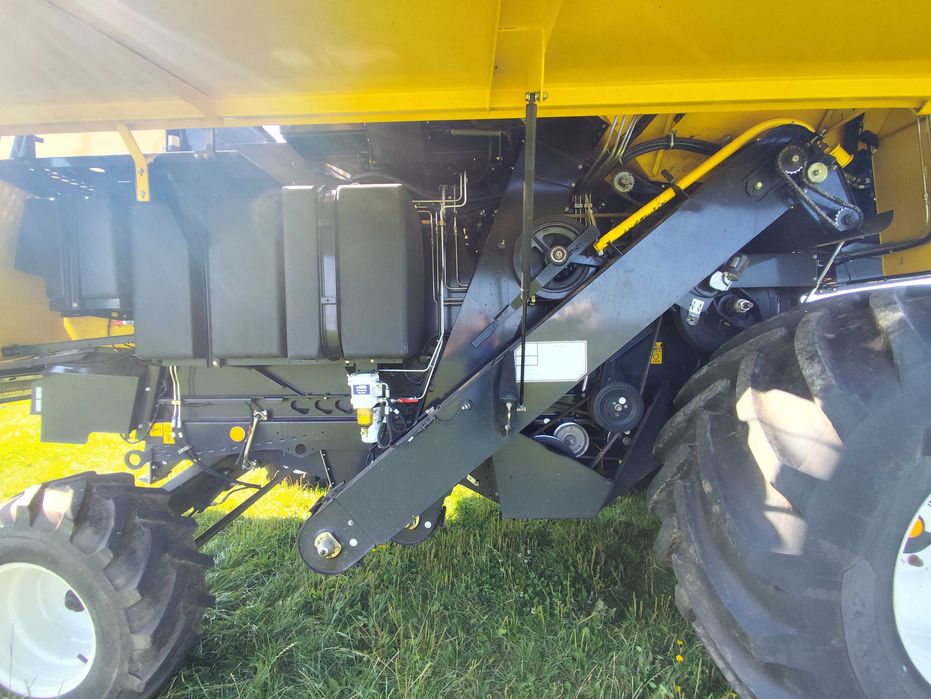 New Holland TC5.90