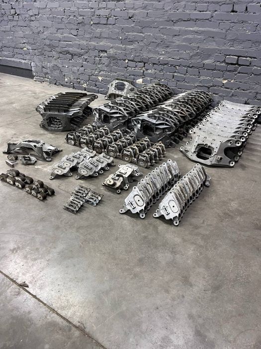 Кронштейн коробки \ подушка \ лапа  АКП Audi A4 B8 \ A5 \ Q5 \ A4 B9