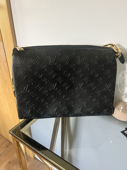 Torebka monogram lv czarna tloczona z lancuszkiem