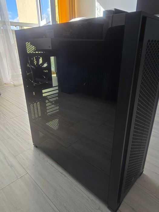 Corsair 7000D Airflow Full Tower Czarny plus COMMANDER CORE XT iCUE