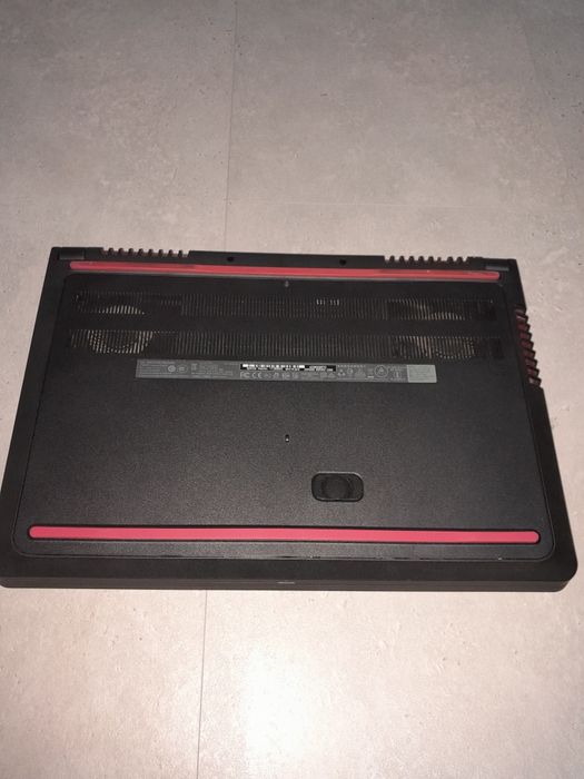 Komputer dell inpirson 15500