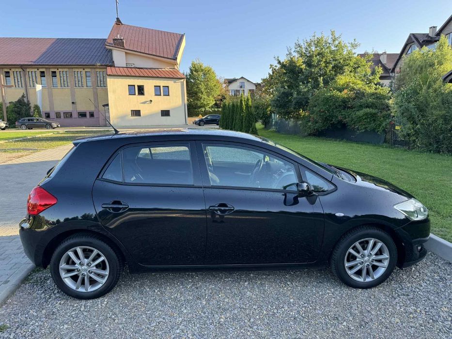 Toyota Auris I 1.4 VVT-i (97 KM) Terra