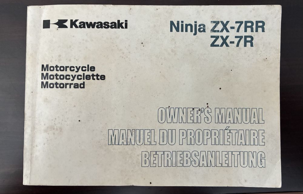 Kawasaki zx7R (ultima edição - 2001) Como NOVA