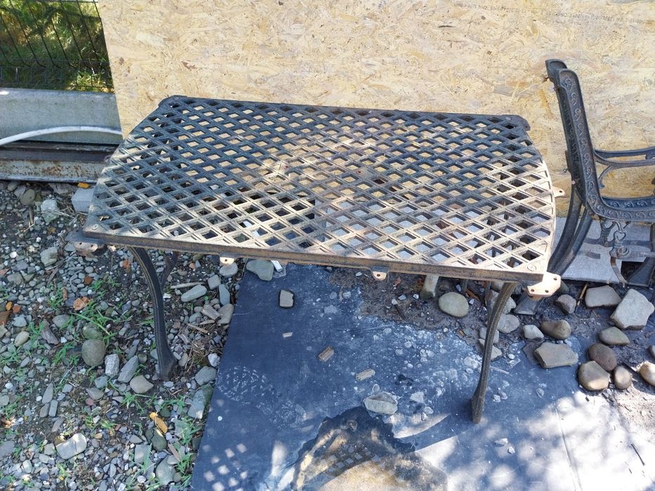 Zestaw ogrodowy zeliwny