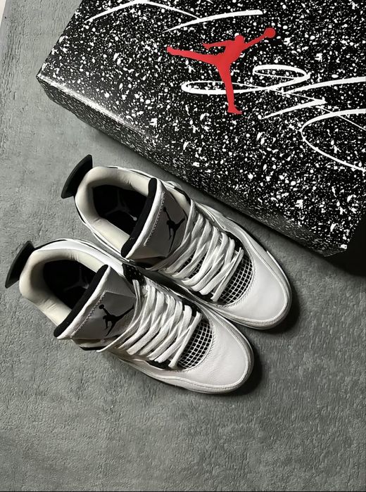 Nike Air Jordan 4 Military Black