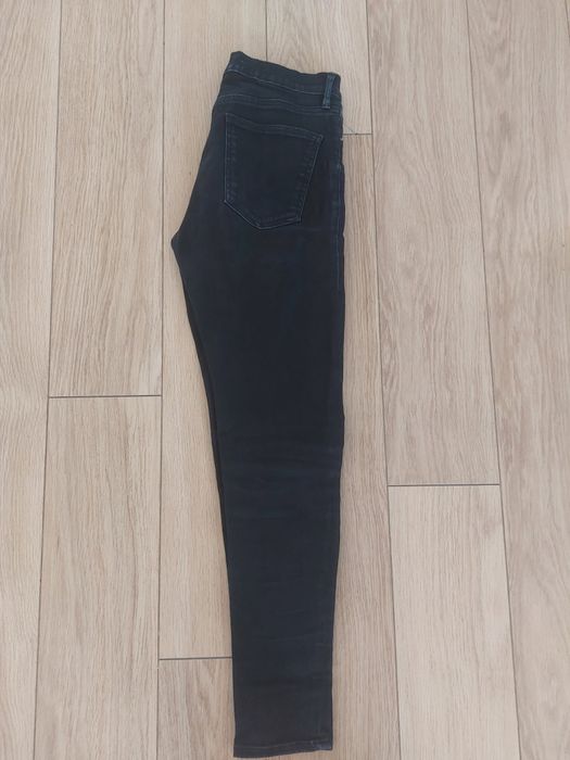 Mango czarne jeansy