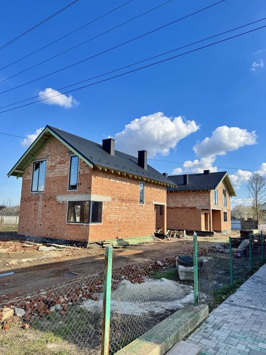 Будинок, особняк, котедж.