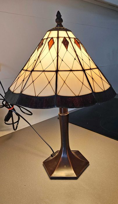 Lampa ręcznie robiona