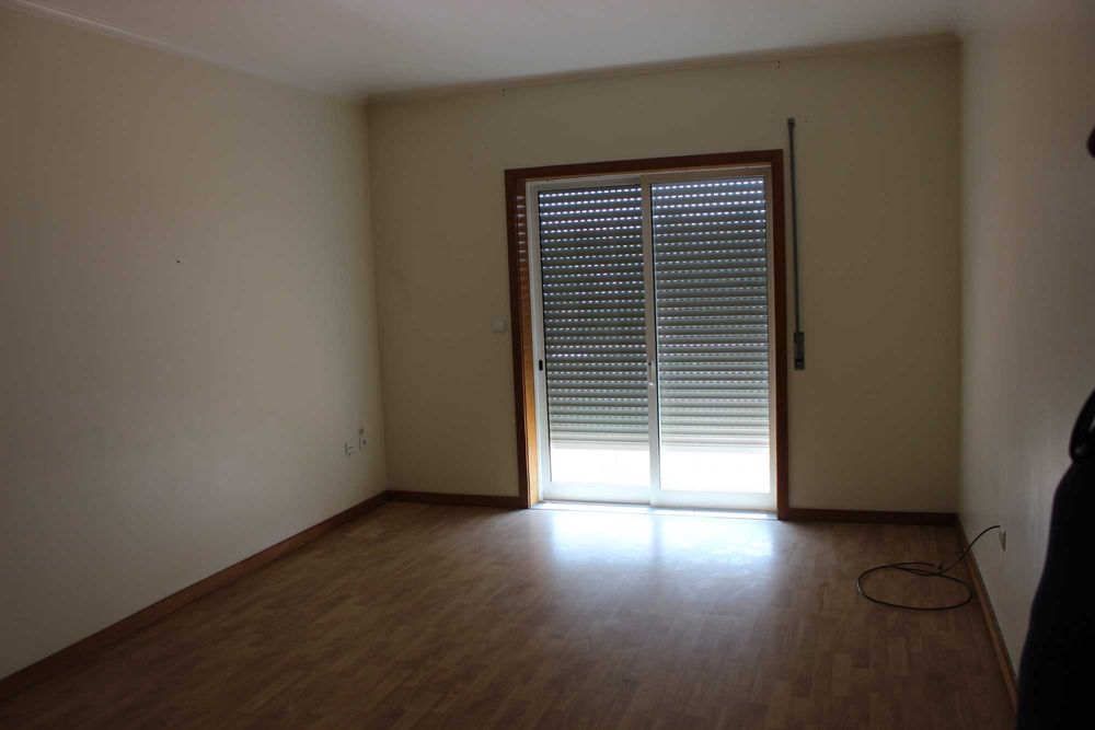 Apartamento T3 em  Rua Frei Caetano Brandão  3720-265 Oliveira de Azemeis.
