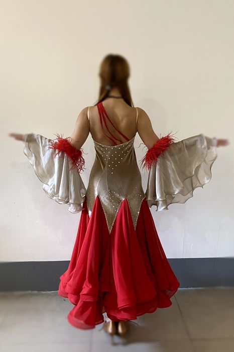 Сдам в арендк стандарт для бальных танцев