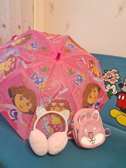 Лот. Парасолька, теплі вушка,  рюкзачок.